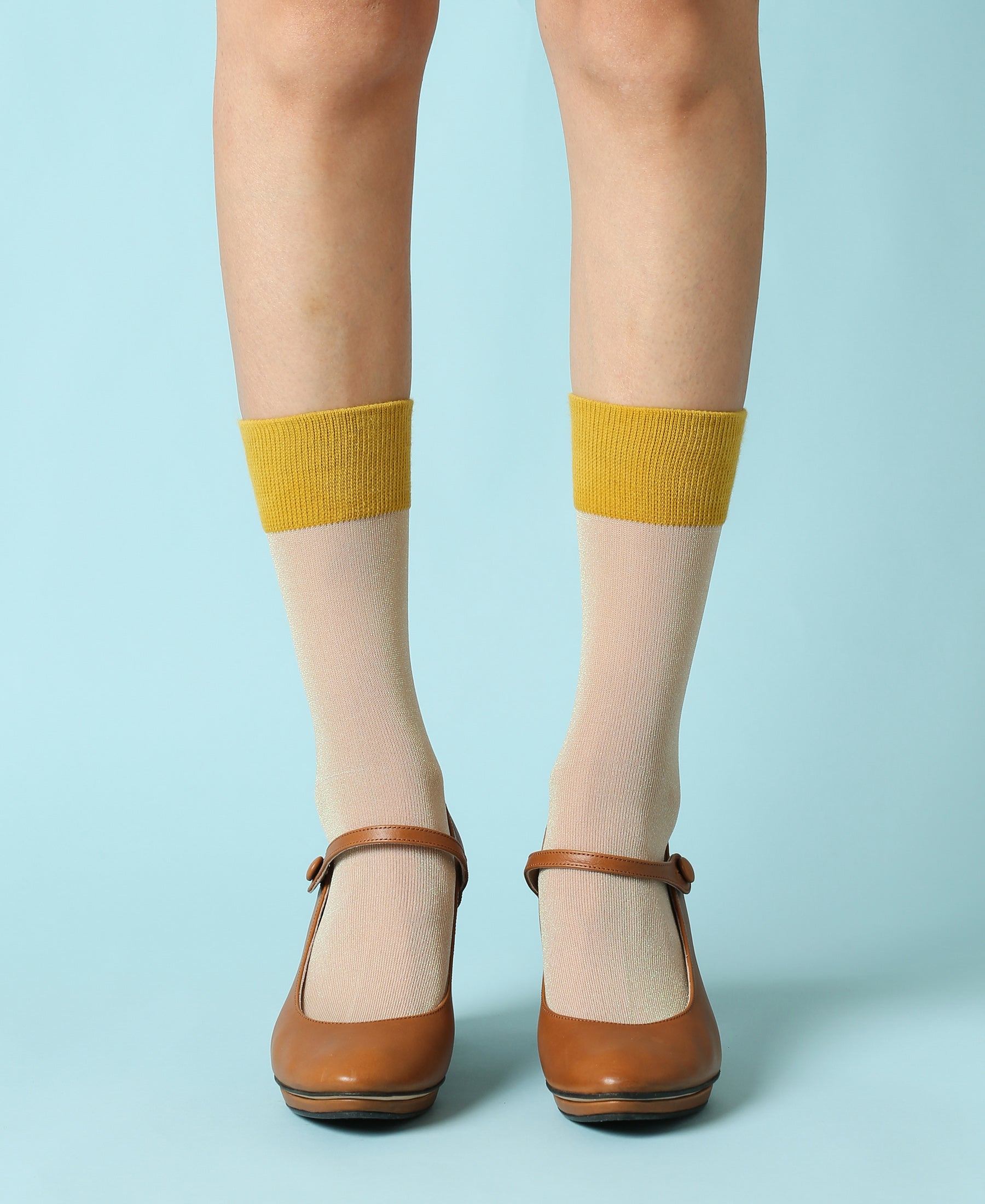 Women's Sheer Socks Noe - Scallop Shell